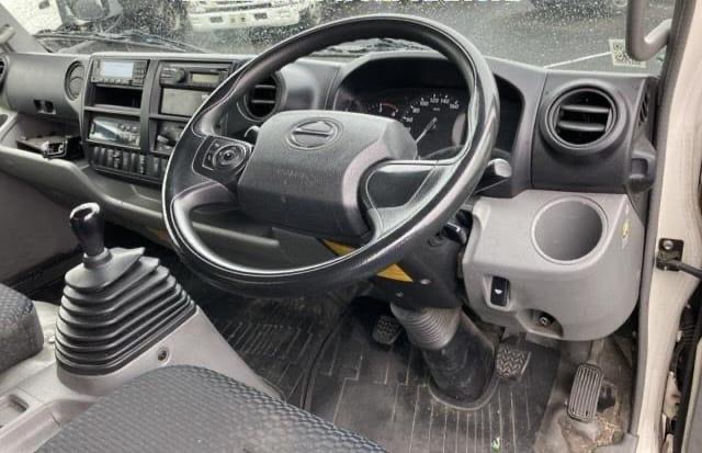 : HINO DUTRO FREEZER VAN