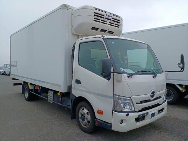 : HINO DUTRO FREEZER VAN